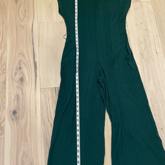 Suzy Shier Green Romper size Medium - Picture 4 of 9